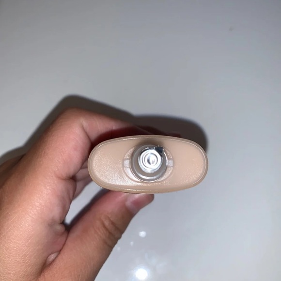 NEW Sephora SClean Glowing Foundation #17 - Picture 4 of 5